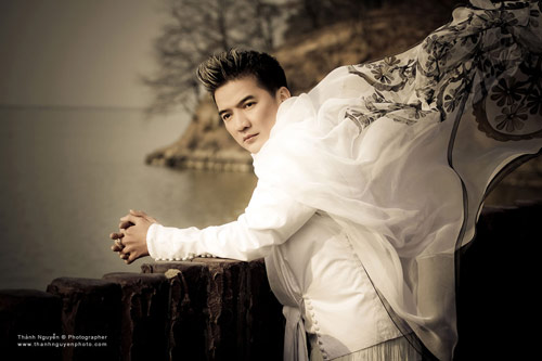 Đ&agrave;m Vĩnh Hưng l&atilde;ng tử Trung Hoa